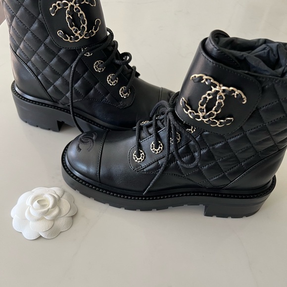 ❌SOLD❌CHANEL BOOTS - Picture 2 of 5